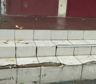 2025 Софийский б-р д.16/4 замена плитки у 6 парадной