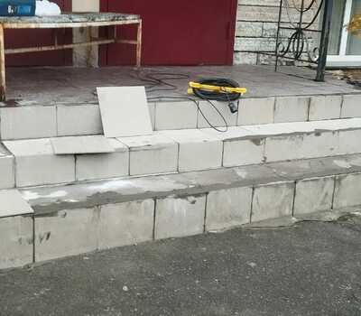 2025 Софийский б-р д.16/4 замена плитки у 6 парадной